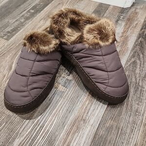 Land's End Nylon Quilted Faux Fur Slipon Dark Spice
